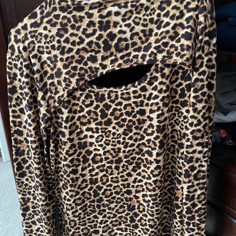 White Birch Leopard Top XL
